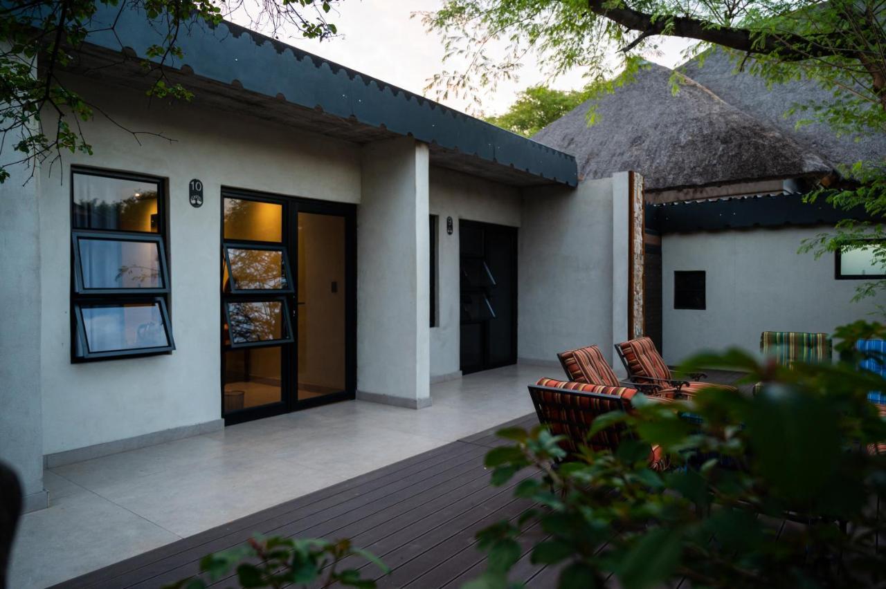 קסנה Chobe River Lodge מראה חיצוני תמונה