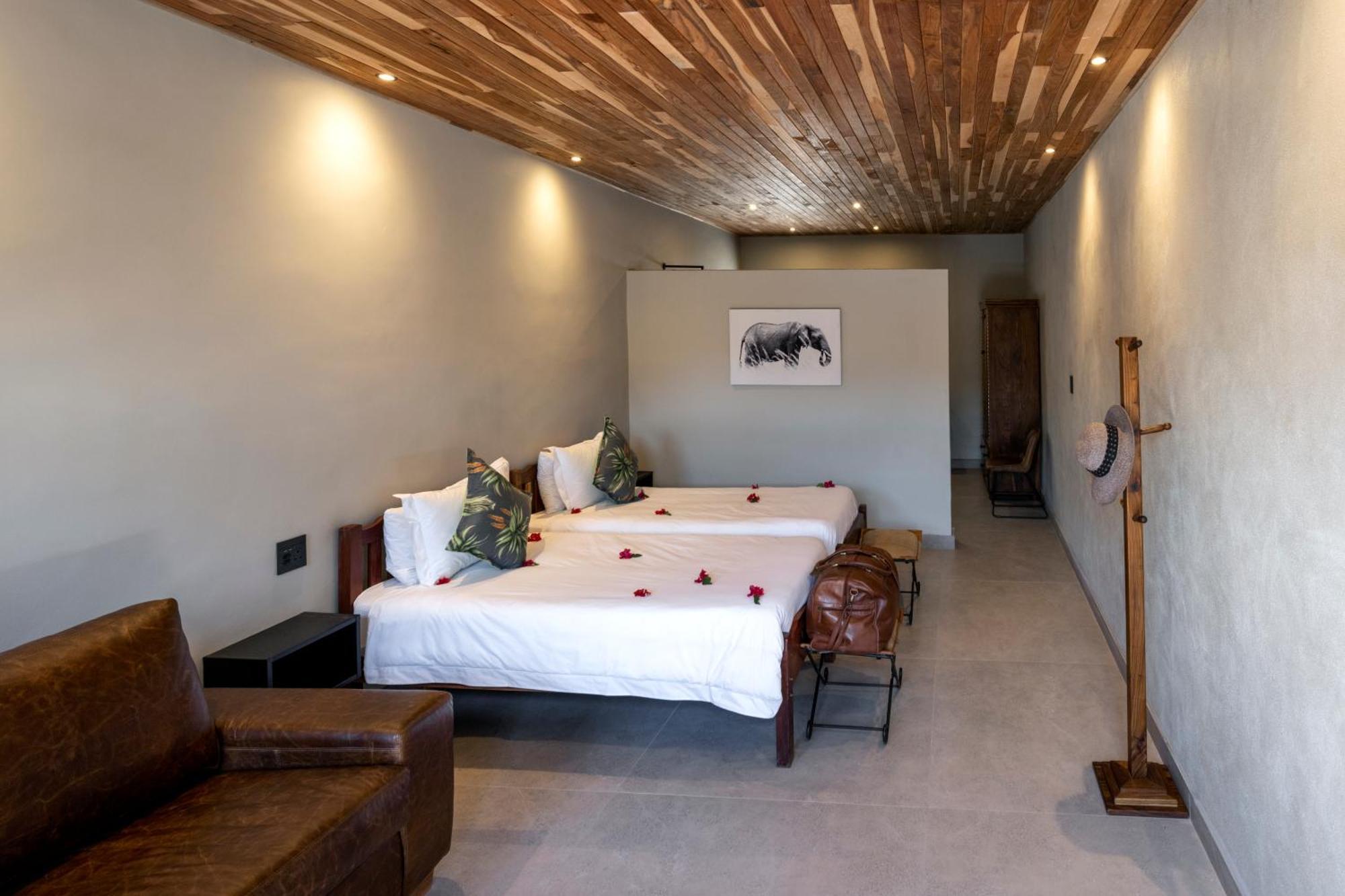 קסנה Chobe River Lodge מראה חיצוני תמונה